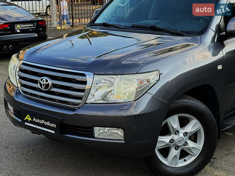 Внедорожник / Кроссовер Toyota Land Cruiser 2008 в Киеве фото 7 Внедорожник / Кроссовер Toyota Land Cruiser 2008 в Киеве