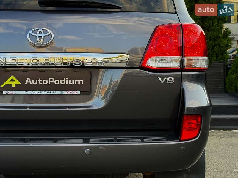 Внедорожник / Кроссовер Toyota Land Cruiser 2008 в Киеве фото 24 Внедорожник / Кроссовер Toyota Land Cruiser 2008 в Киеве