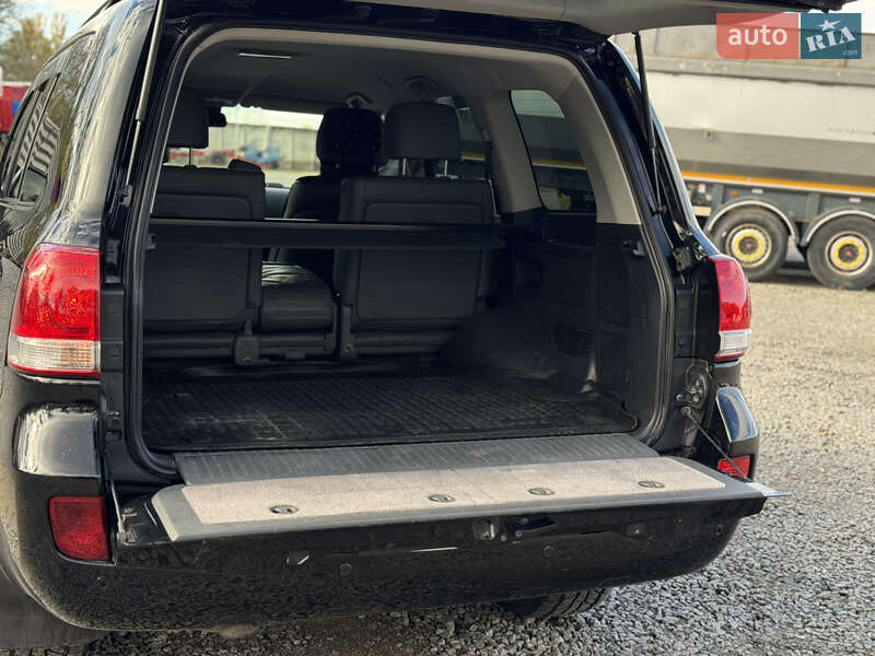 Позашляховик / Кросовер Toyota Land Cruiser 2007 в Умані