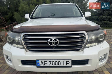 Позашляховик / Кросовер Toyota Land Cruiser 2014 в Дніпрі Позашляховик / Кросовер Toyota Land Cruiser 2014 в Дніпрі