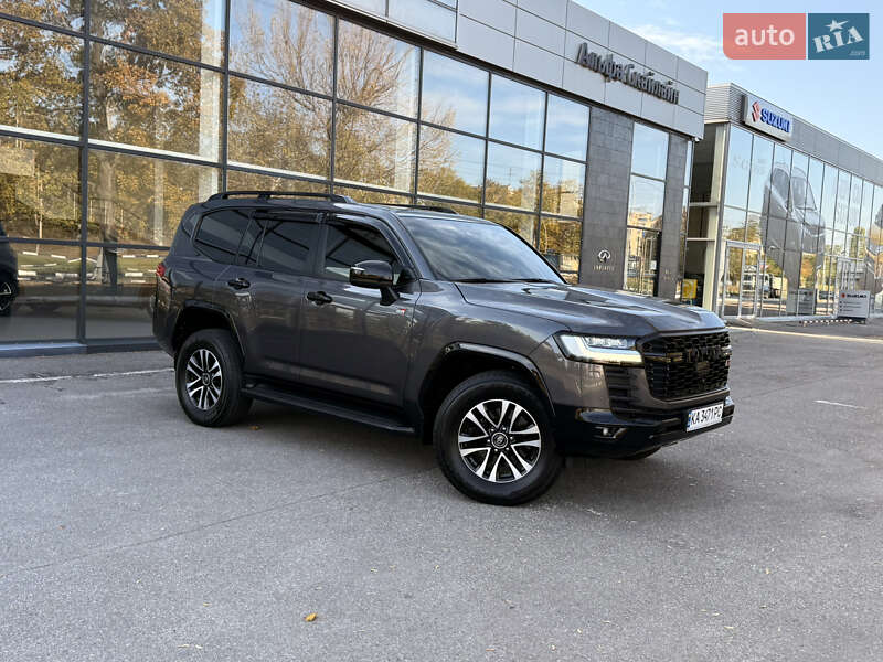 Внедорожник / Кроссовер Toyota Land Cruiser 2021 в Харькове