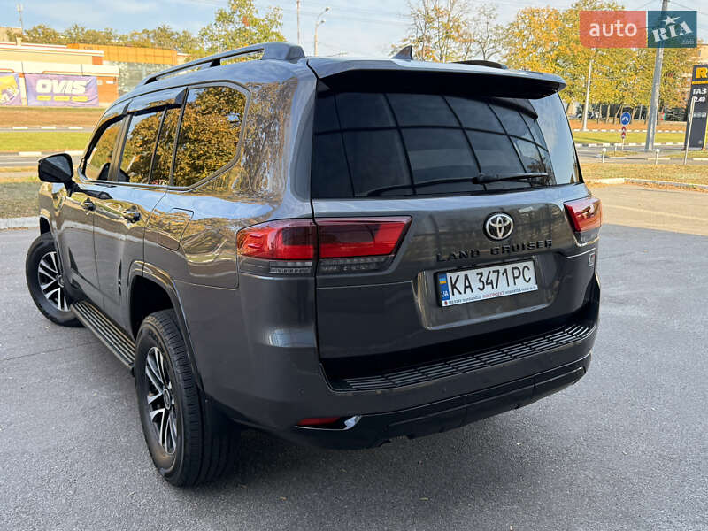 Внедорожник / Кроссовер Toyota Land Cruiser 2021 в Харькове