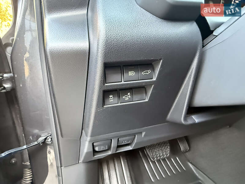 Внедорожник / Кроссовер Toyota Land Cruiser 2021 в Харькове