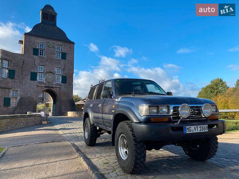 Toyota Land Cruiser 1990