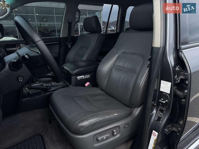 Внедорожник / Кроссовер Toyota Land Cruiser 2010 в Мукачево