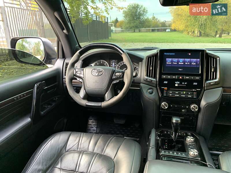 Внедорожник / Кроссовер Toyota Land Cruiser 2019 в Кривом Роге