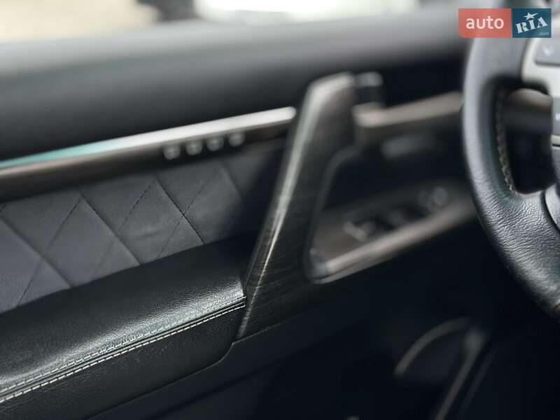 Внедорожник / Кроссовер Toyota Land Cruiser 2011 в Черновцах фото 32 Внедорожник / Кроссовер Toyota Land Cruiser 2011 в Черновцах