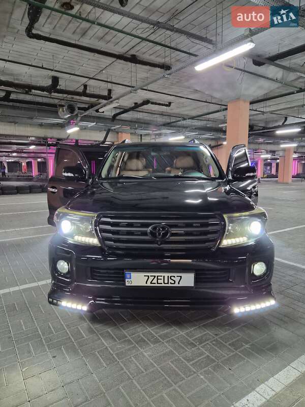 Внедорожник / Кроссовер Toyota Land Cruiser 2012 в Киеве