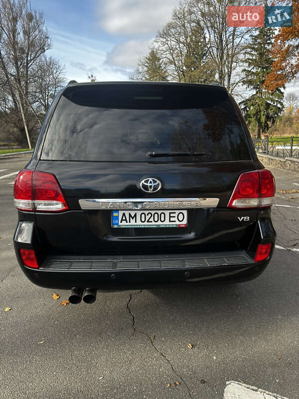 Внедорожник / Кроссовер Toyota Land Cruiser 2011 в Радомышле фото 7 Внедорожник / Кроссовер Toyota Land Cruiser 2011 в Радомышле