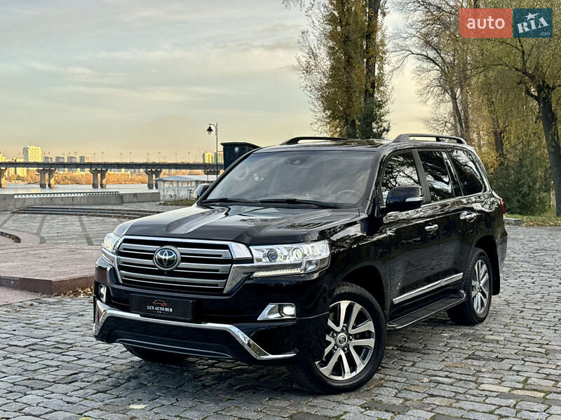 Внедорожник / Кроссовер Toyota Land Cruiser 2018 в Киеве