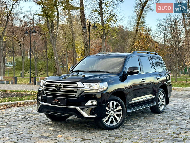 Внедорожник / Кроссовер Toyota Land Cruiser 2018 в Киеве