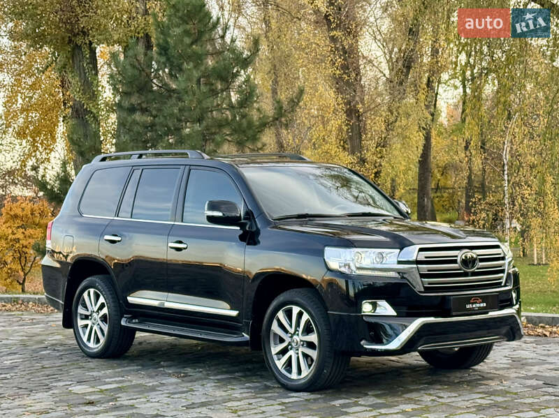 Внедорожник / Кроссовер Toyota Land Cruiser 2018 в Киеве