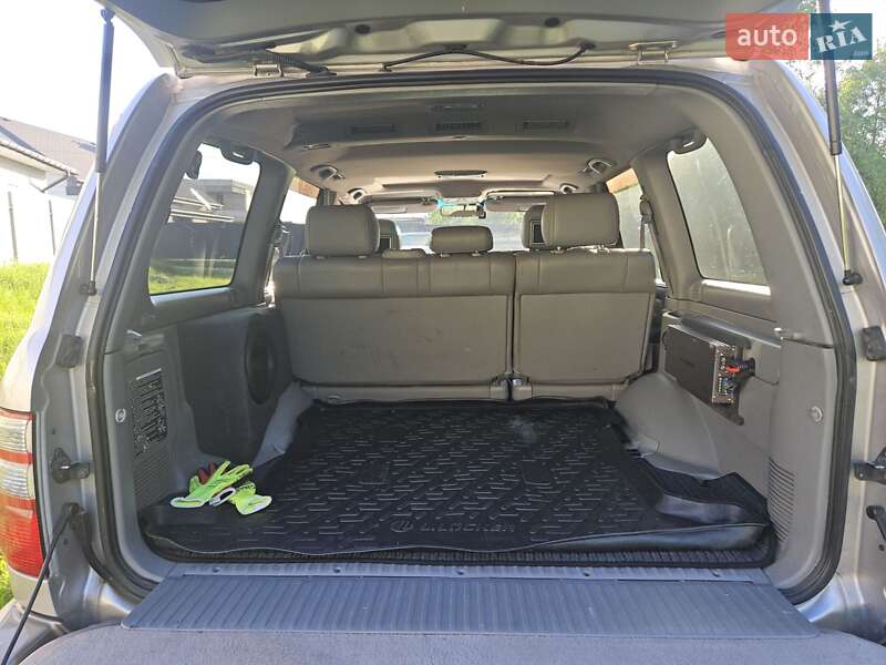 Внедорожник / Кроссовер Toyota Land Cruiser 2004 в Киеве фото 13 Внедорожник / Кроссовер Toyota Land Cruiser 2004 в Киеве