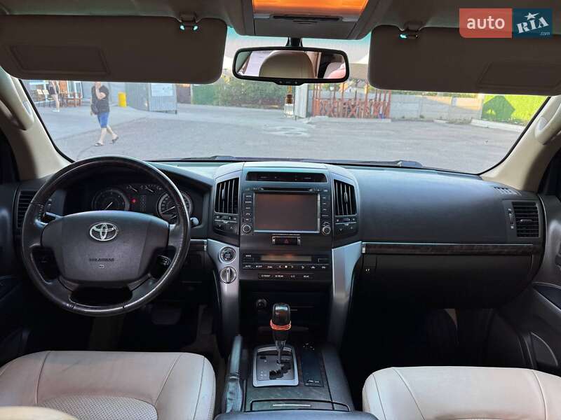Позашляховик / Кросовер Toyota Land Cruiser 2010 в Запоріжжі