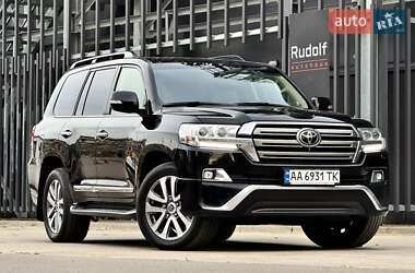 Внедорожник / Кроссовер Toyota Land Cruiser 2018 в Киеве
