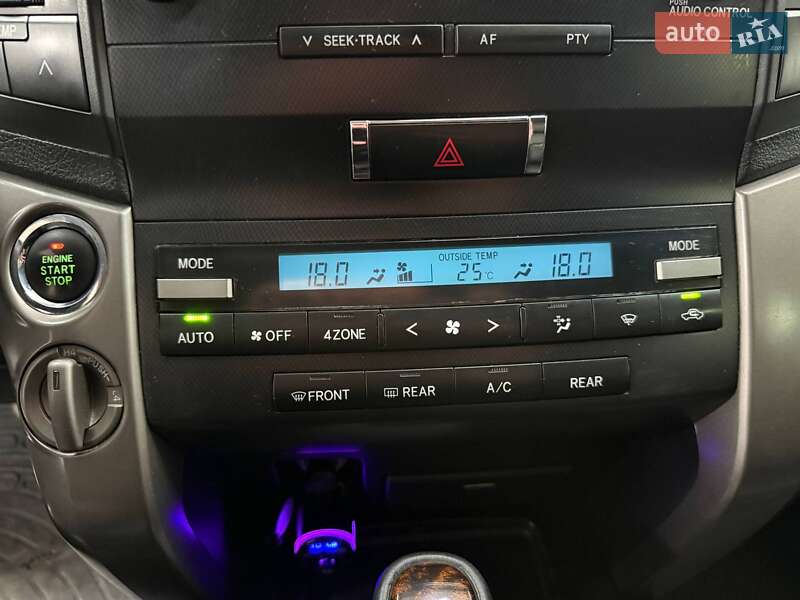Внедорожник / Кроссовер Toyota Land Cruiser 2008 в Киеве фото 29 Внедорожник / Кроссовер Toyota Land Cruiser 2008 в Киеве