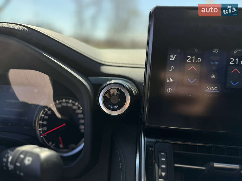 Позашляховик / Кросовер Toyota Land Cruiser 2021 в Києві фото 17 Позашляховик / Кросовер Toyota Land Cruiser 2021 в Києві