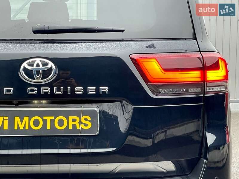 Позашляховик / Кросовер Toyota Land Cruiser 2021 в Києві
