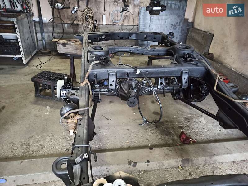 Внедорожник / Кроссовер Toyota Land Cruiser 2001 в Ивано-Франковске