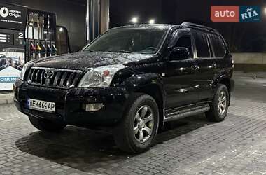 Позашляховик / Кросовер Toyota Land Cruiser 2006 в Дніпрі