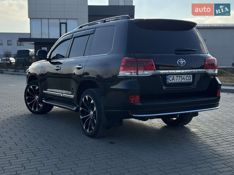 Внедорожник / Кроссовер Toyota Land Cruiser 2019 в Львове фото 16 Внедорожник / Кроссовер Toyota Land Cruiser 2019 в Львове