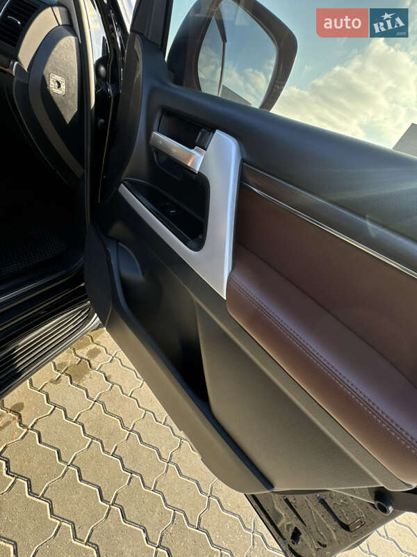 Внедорожник / Кроссовер Toyota Land Cruiser 2019 в Львове фото 37 Внедорожник / Кроссовер Toyota Land Cruiser 2019 в Львове