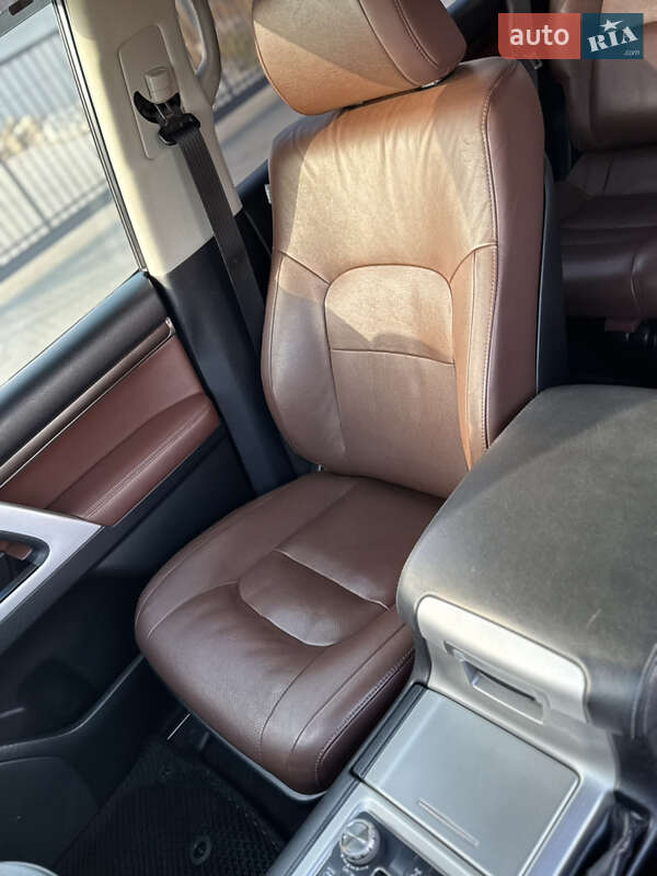Внедорожник / Кроссовер Toyota Land Cruiser 2019 в Львове фото 48 Внедорожник / Кроссовер Toyota Land Cruiser 2019 в Львове