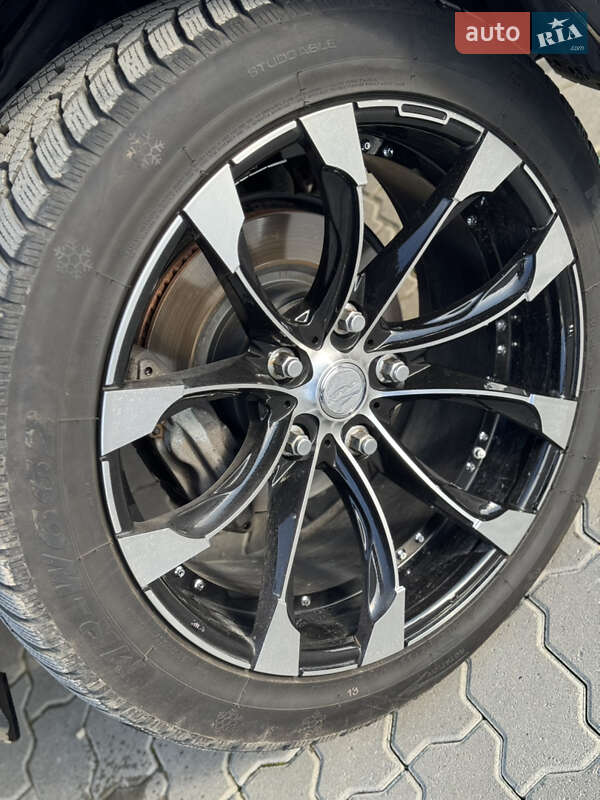 Внедорожник / Кроссовер Toyota Land Cruiser 2019 в Львове фото 54 Внедорожник / Кроссовер Toyota Land Cruiser 2019 в Львове