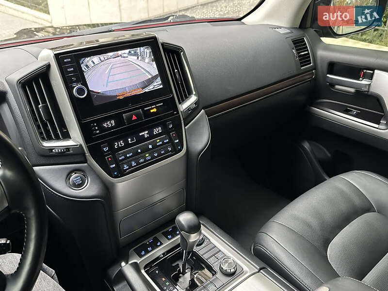 Внедорожник / Кроссовер Toyota Land Cruiser 2020 в Киеве