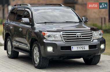 Внедорожник / Кроссовер Toyota Land Cruiser 2012 в Калуше