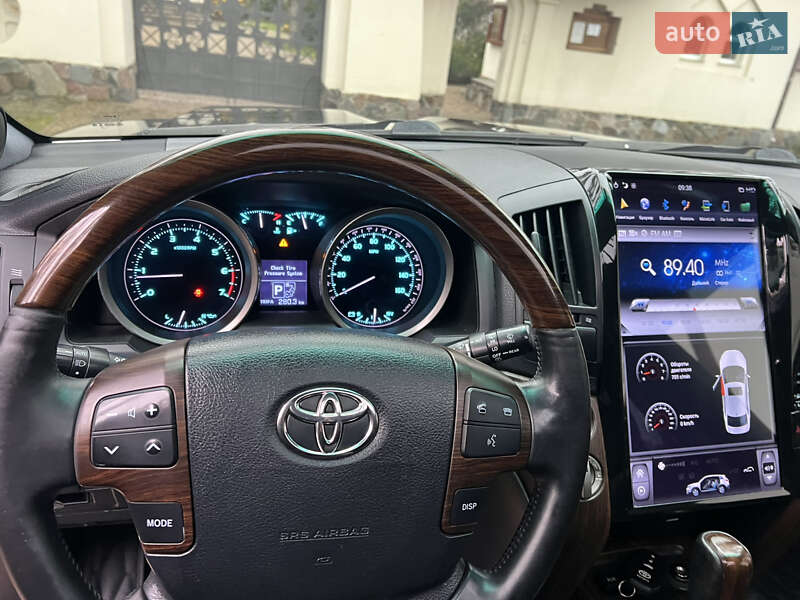 Внедорожник / Кроссовер Toyota Land Cruiser 2008 в Киеве