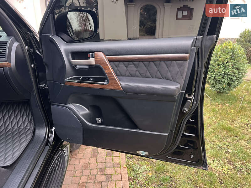 Внедорожник / Кроссовер Toyota Land Cruiser 2008 в Киеве