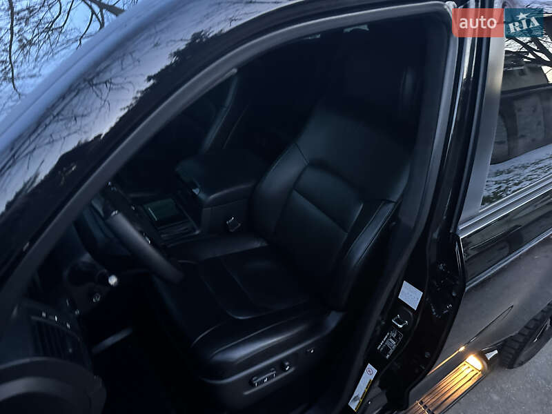 Внедорожник / Кроссовер Toyota Land Cruiser 2008 в Днепре фото 18 Внедорожник / Кроссовер Toyota Land Cruiser 2008 в Днепре