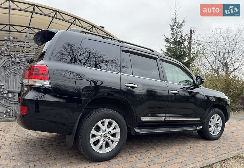 Внедорожник / Кроссовер Toyota Land Cruiser 2019 в Киеве