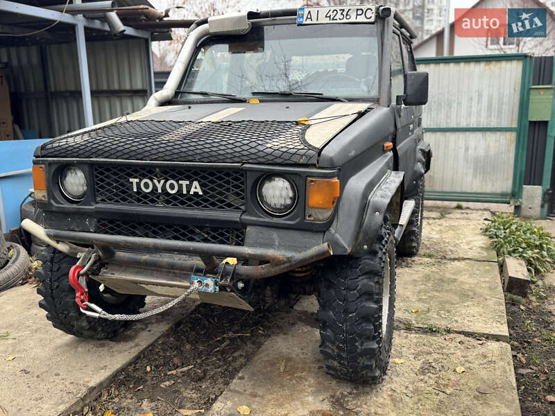 Внедорожник / Кроссовер Toyota Land Cruiser 1986 в Киеве