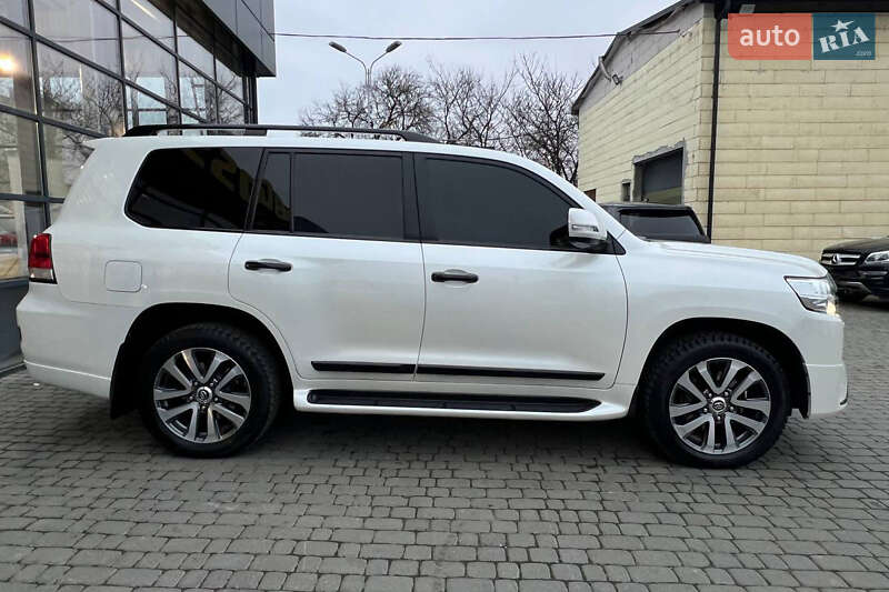 Внедорожник / Кроссовер Toyota Land Cruiser 2016 в Ивано-Франковске