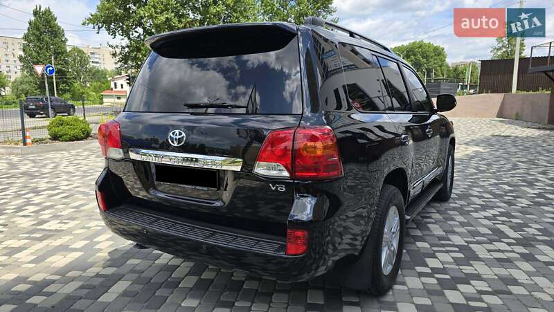 Внедорожник / Кроссовер Toyota Land Cruiser 2013 в Киеве