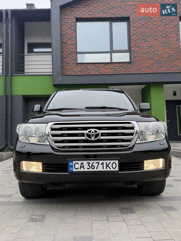 Внедорожник / Кроссовер Toyota Land Cruiser 2008 в Тернополе