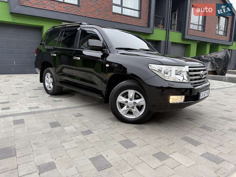 Внедорожник / Кроссовер Toyota Land Cruiser 2008 в Тернополе
