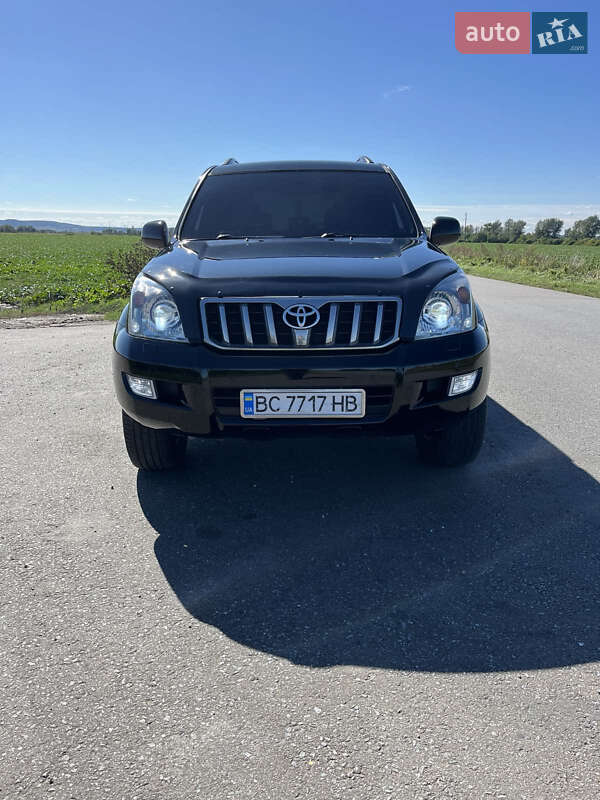 Внедорожник / Кроссовер Toyota Land Cruiser 2007 в Львове