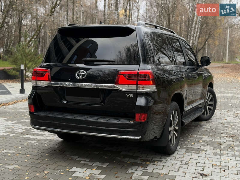Внедорожник / Кроссовер Toyota Land Cruiser 2016 в Тернополе