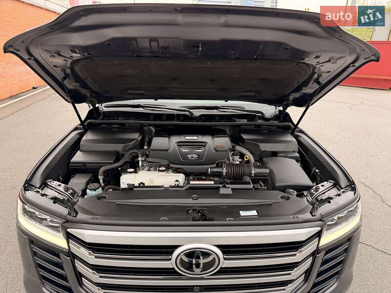 Внедорожник / Кроссовер Toyota Land Cruiser 2023 в Киеве