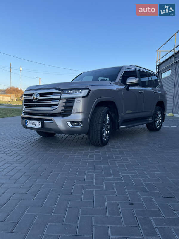Внедорожник / Кроссовер Toyota Land Cruiser 2023 в Кропивницком
