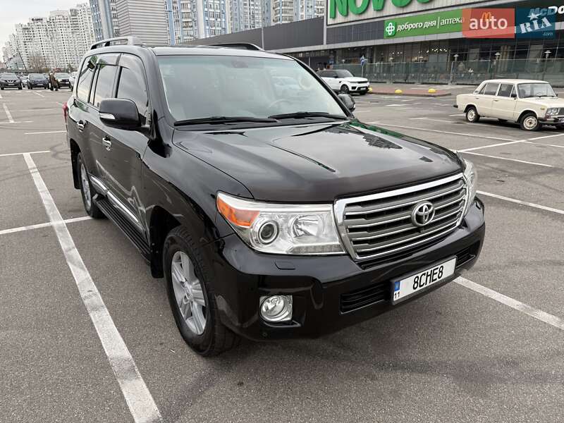 Внедорожник / Кроссовер Toyota Land Cruiser 2013 в Киеве фото 25 Внедорожник / Кроссовер Toyota Land Cruiser 2013 в Киеве