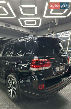 Позашляховик / Кросовер Toyota Land Cruiser 2019 в Дніпрі
