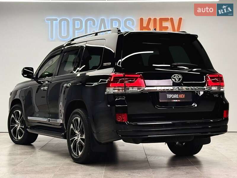 Внедорожник / Кроссовер Toyota Land Cruiser 2020 в Киеве