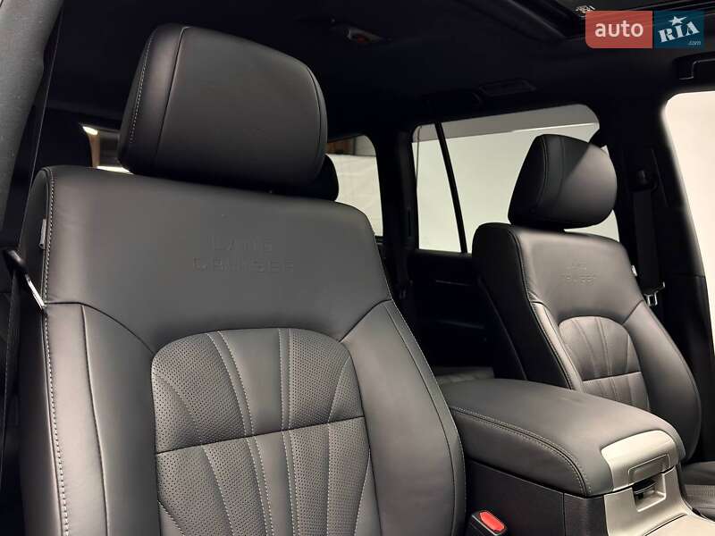 Внедорожник / Кроссовер Toyota Land Cruiser 2020 в Киеве