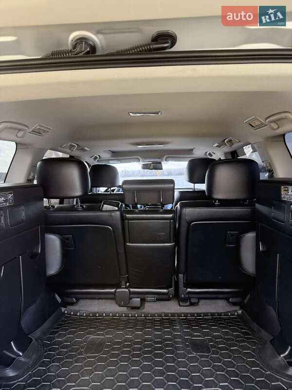 Внедорожник / Кроссовер Toyota Land Cruiser 2012 в Харькове