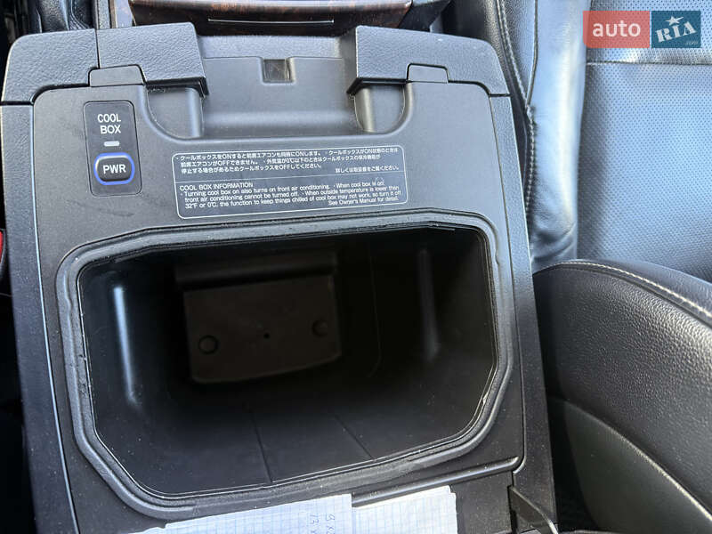 Внедорожник / Кроссовер Toyota Land Cruiser 2012 в Харькове