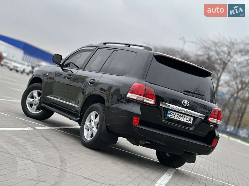 Внедорожник / Кроссовер Toyota Land Cruiser 2010 в Одессе фото 4 Внедорожник / Кроссовер Toyota Land Cruiser 2010 в Одессе